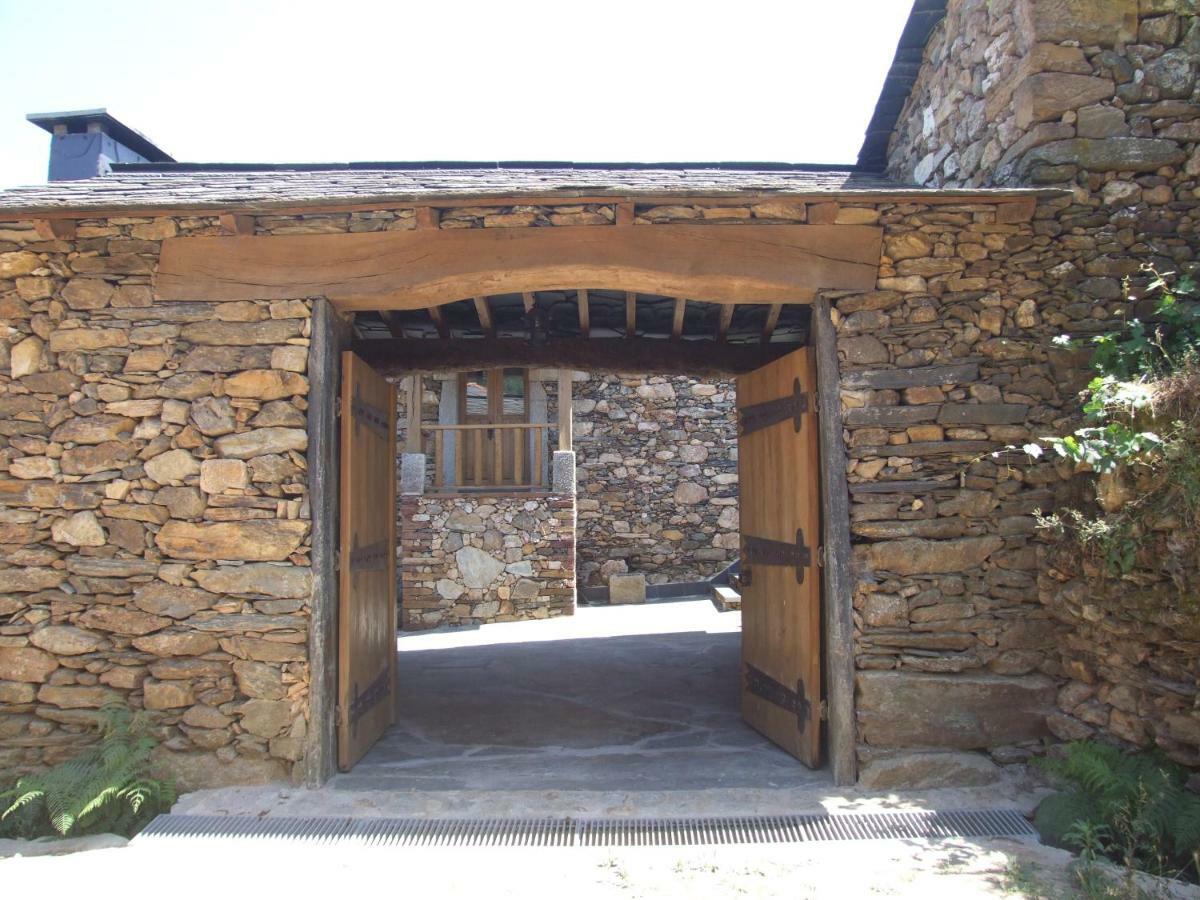 Casa Do Pinto Pensionat Arouca Exteriör bild